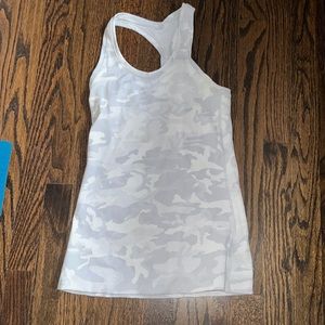 Lululemon tank top